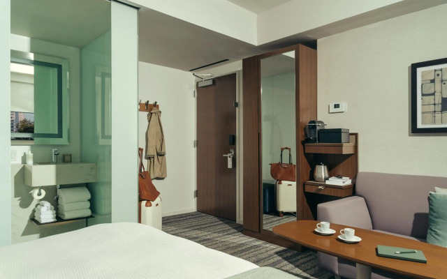 InterContinental Shanghai Wonderland by IHG