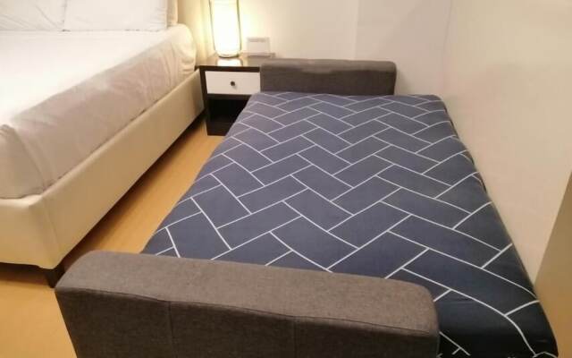 Prime BGC Location Apartments by PH Staycation