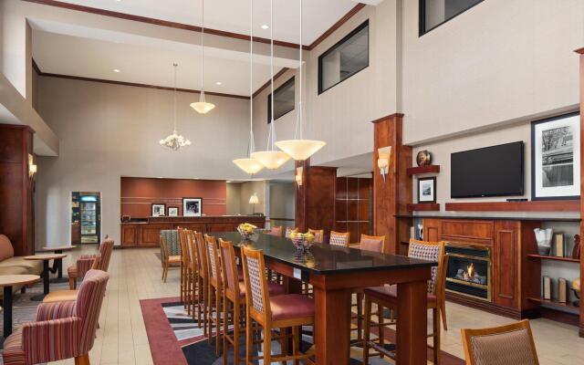 Hampton Inn & Suites Detroit/Sterling Heights