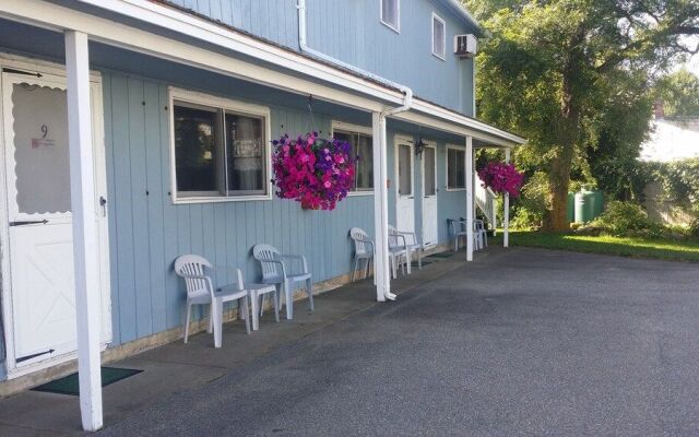 The Inn Between the Beaches