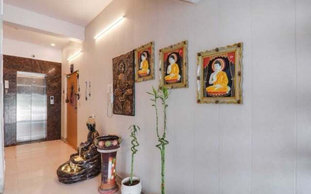 Divine Glory Hotel