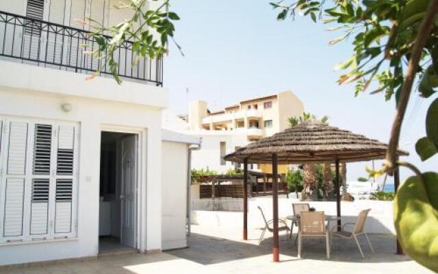 Holiday Home 2 Bedrooms 1 Bathroom - Pernera
