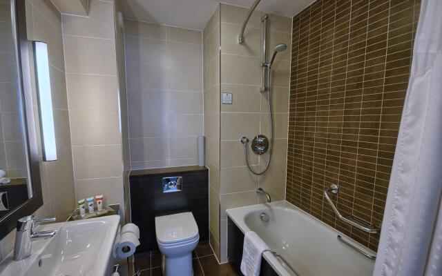 Holiday Inn London Gatwick - Worth by IHG
