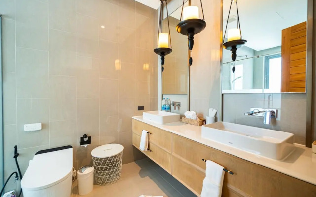 Teak 5 Bedroom Private Pool Villa Bangtao Beach
