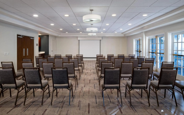 Courtyard by Marriott - Naples