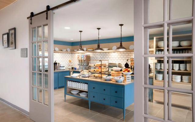 Country Inn & Suites by Radisson, San Diego North, CA