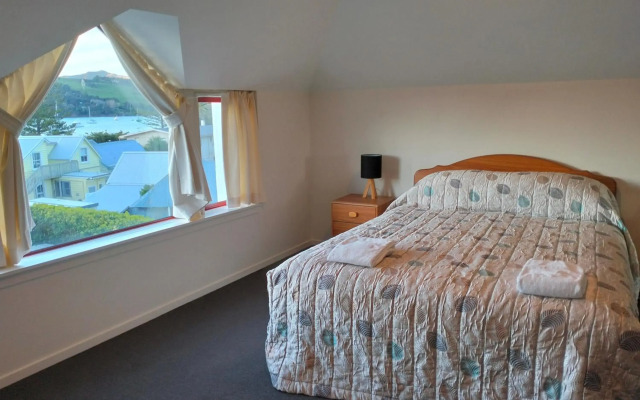 Akaroa Village Inn