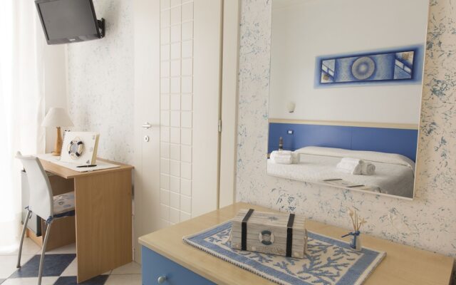 LewisRooms Poetto Beach Cagliari