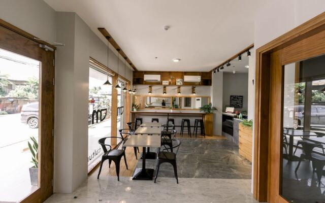 Madonna Hometel and Suites New Pandan