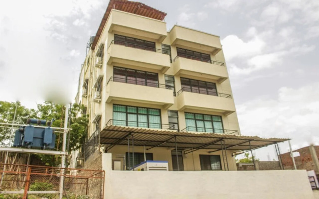 Primrose Regency by OYO Rooms