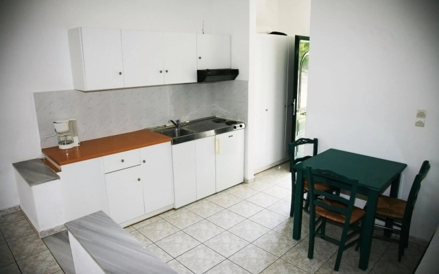 Zeus Hotel