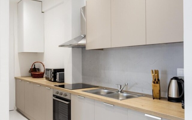 Beautiful 2 Bdrm apt in Athens