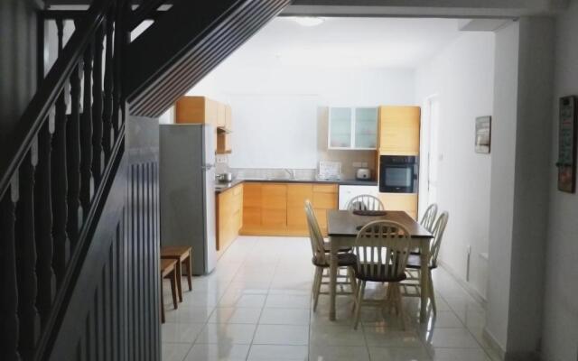 Zenobia Seven City House No.08