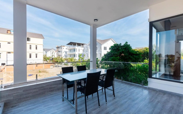 Palm Villa 29 (Luxury)