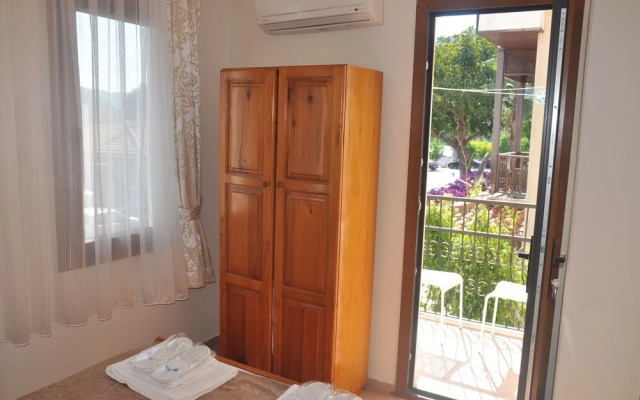 Dalyando Hotel