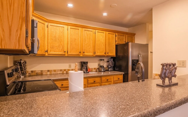 1100 Flying Dutchman 1 Bedroom Condo by RedAwning