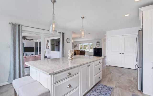 1231 Santana Court