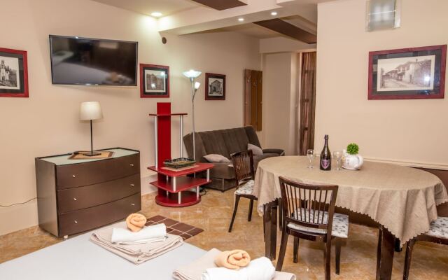 Jovan Apartments