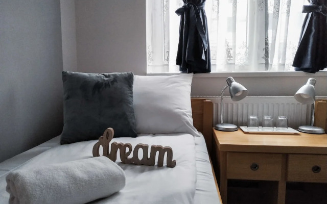 Bloom Inn