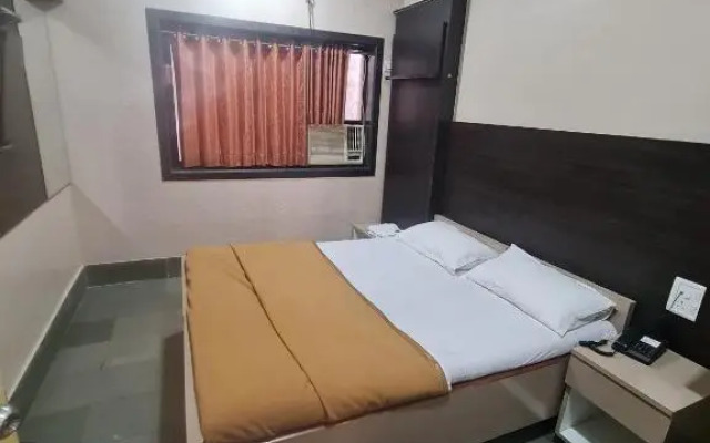 Hotel Sharda