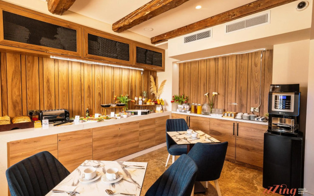 Eldoris Boutique Living