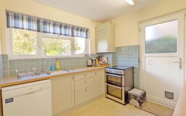 Beacon Square, Emsworth 414122