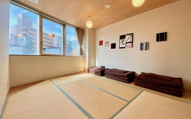 Osaka Guesthouse Nest - Hostel