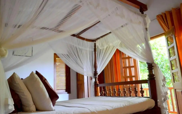 Landa Holiday House