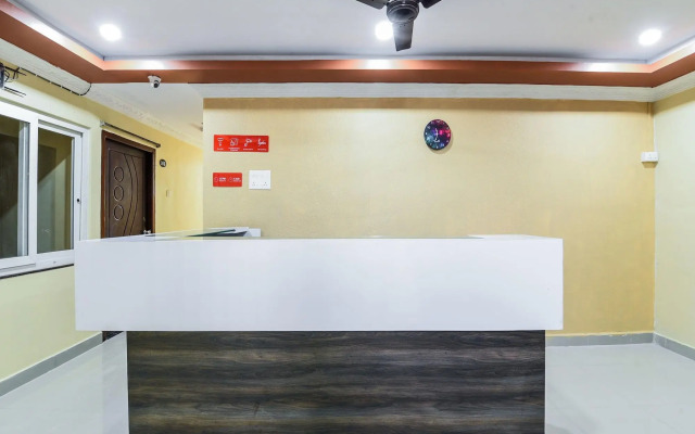 Sri Jaya Guesthouse By OYO Rooms