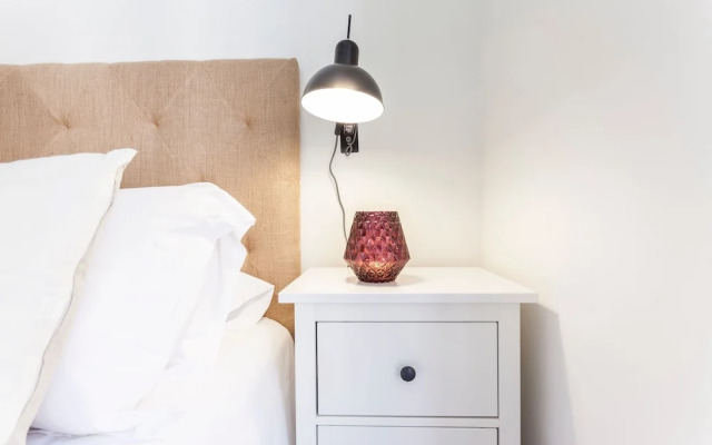 MIT House The Barn69