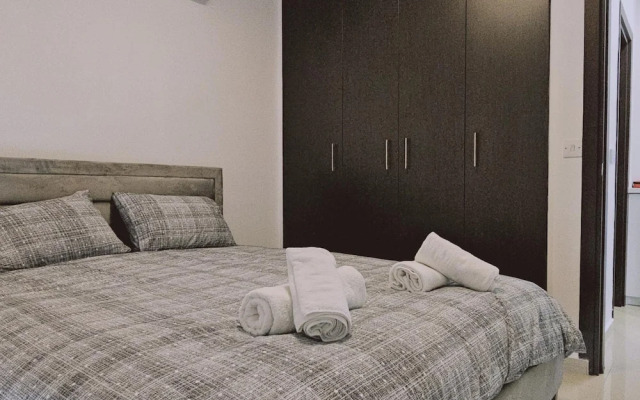 104 NIC - 502 Stay Cosmo City Suite