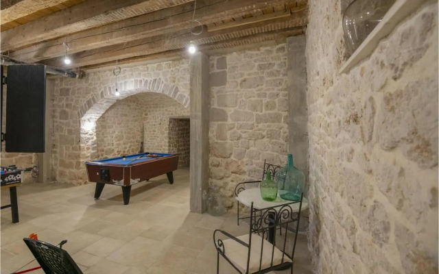 Three-Bedroom Holiday Home in Imotski