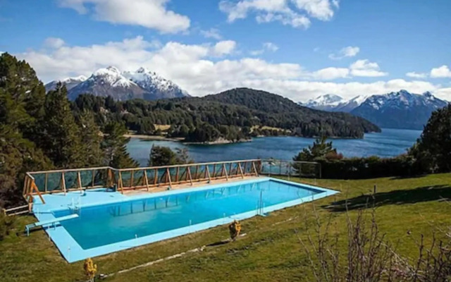 Hotel Amancay