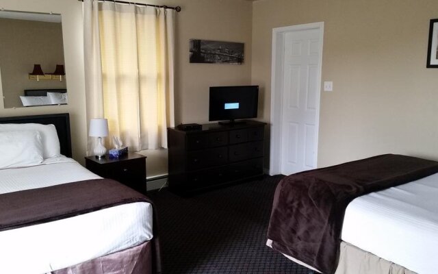 Middleton Motel & Suites