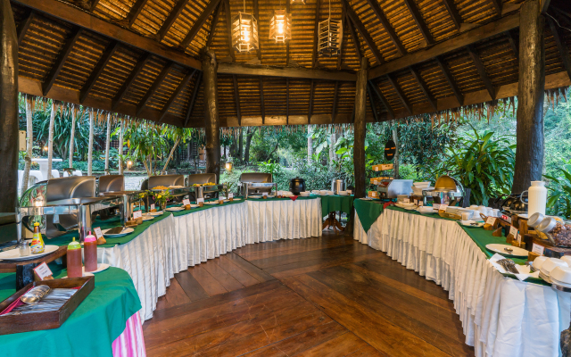 Home Phutoey River Kwai Hotspring & Nature Resort
