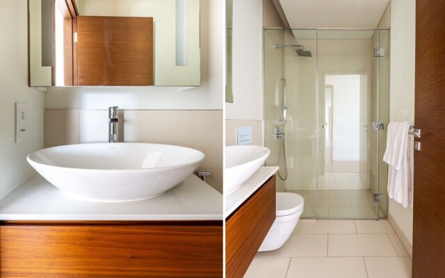 Upscale 3BR Apartment In Prime Location - City Walk