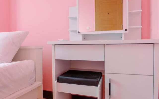 Homey and Stylist 1BR Gading Icon Apartment