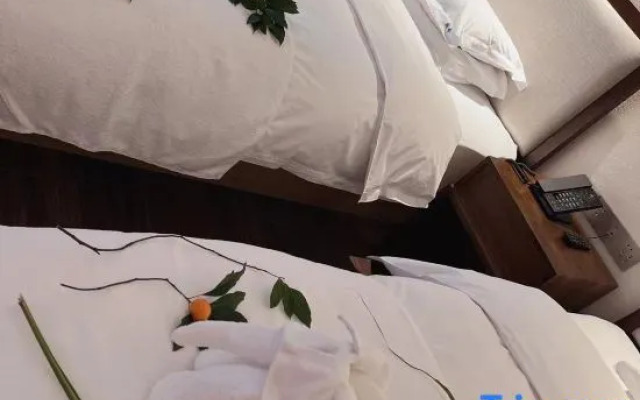 Taoshe Art Hotel (Jingdezhen People's Square)