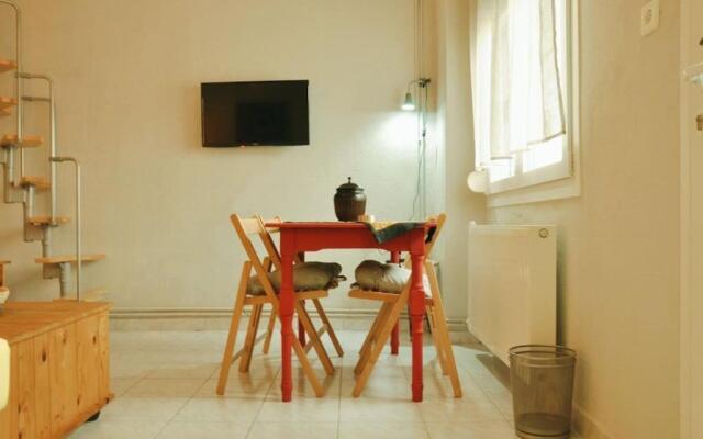 TasoulasHome 1-μονοκατοικια με αυλη