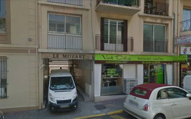 Port Vauban appartement F3 refait à neuf