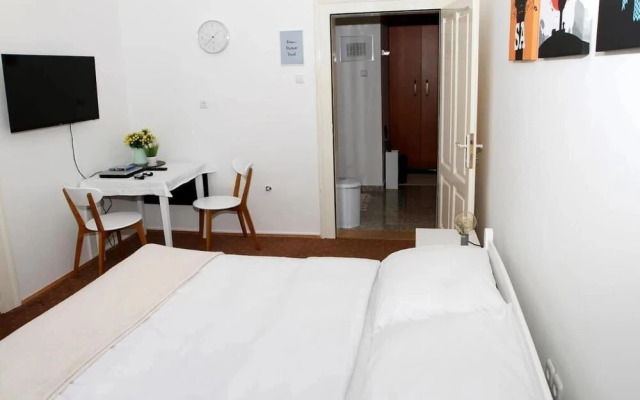 Boutique Guest House EMPL 74