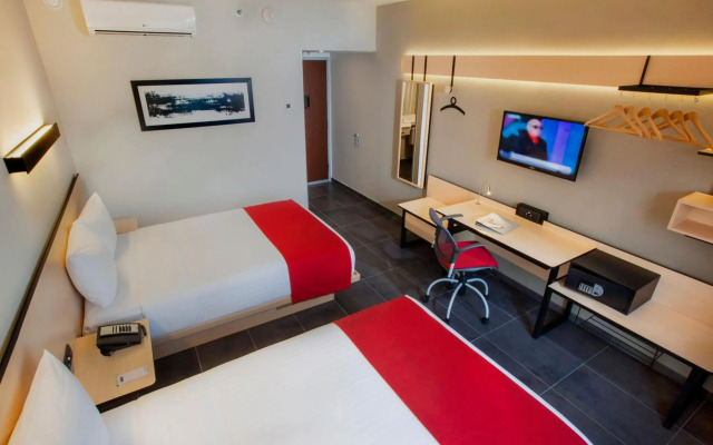 City Express Plus by Marriott Cabo San Lucas