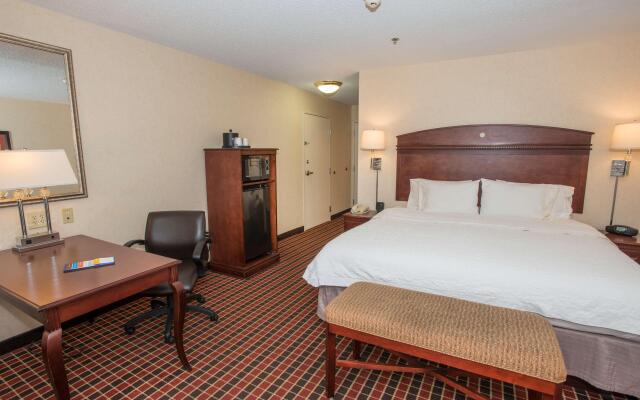 Hampton Inn & Suites Dayton-Airport