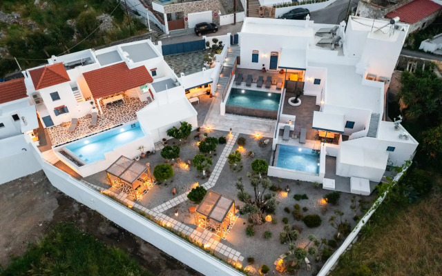 Kalathos Square Luxury Suites