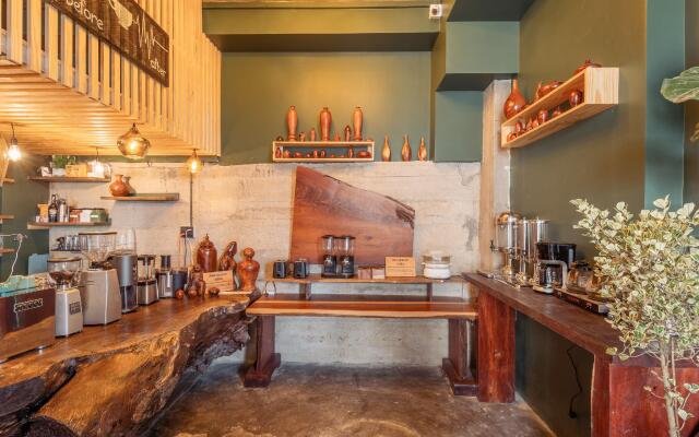 Pi Boutique Hostel