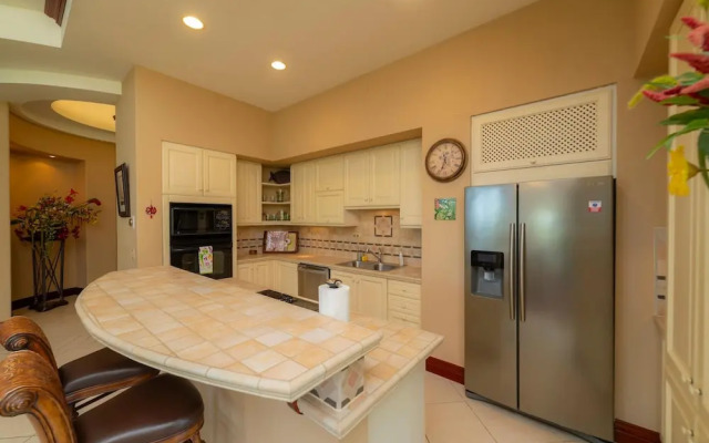 Bella Vista 8B 3 Bedr 3 1 2 Bath