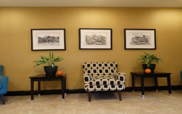 Holiday Inn Express & Suites Montgomery by IHG