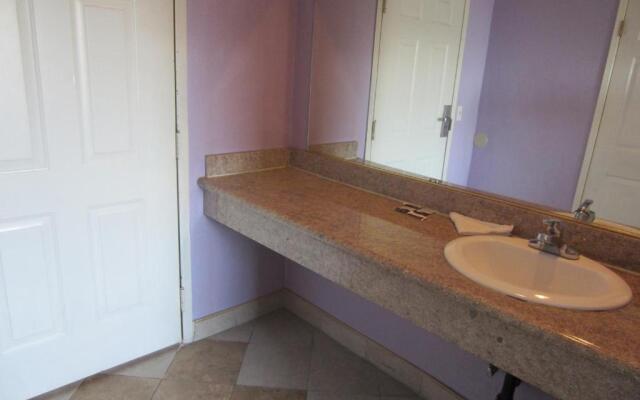 Starlight Inn Valley Boulevard