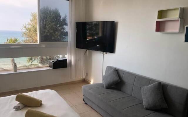 Suite sea view Jacuzzi from R&A Group