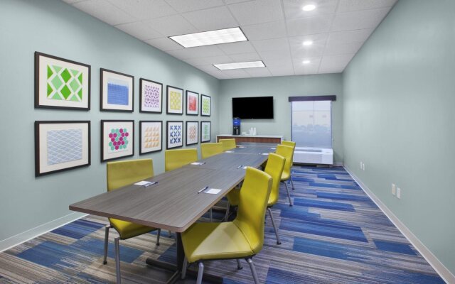 Holiday Inn Express Tiffin by IHG